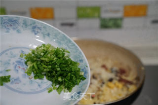 香菇磷虾炒饭的做法_香菇磷虾炒饭怎么做_牛妈厨房的菜谱
