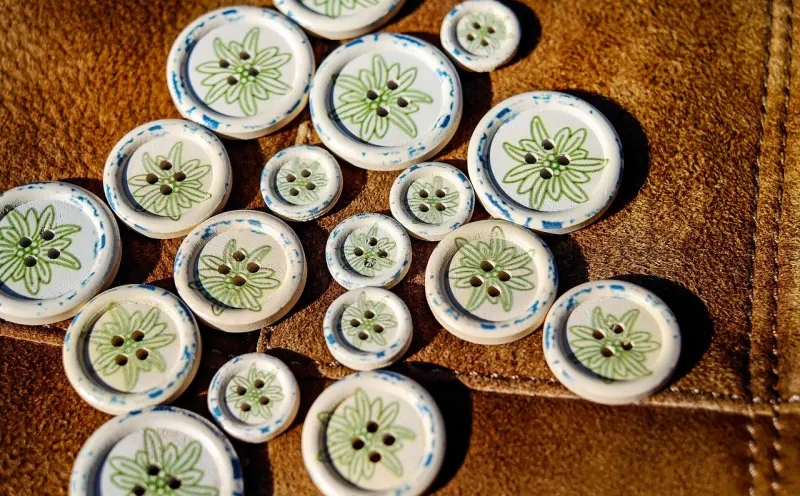 降头穴位置与按摩方法:缓解头痛失眠焦虑的天然疗法