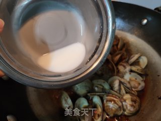 鲜辣豉香美贝的做法步骤：10