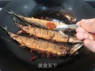 干煎秋刀鱼的做法步骤：14