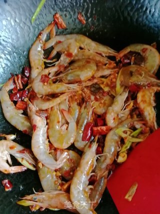 麻辣小虾的做法步骤：5
