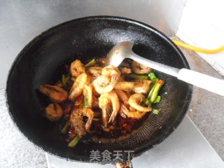 鱼香大虾的做法步骤：10