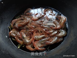 水煮虾的做法步骤：3