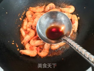 蒜香罗氏虾的做法步骤：15