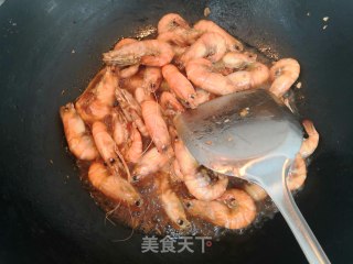 蒜香罗氏虾的做法步骤：16