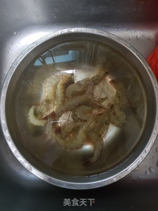 椒盐虾的做法步骤：1