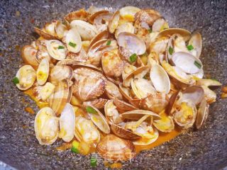 辣炒花蛤的做法步骤：10