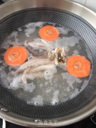 葱香豉油鱿鱼腿的做法步骤：4