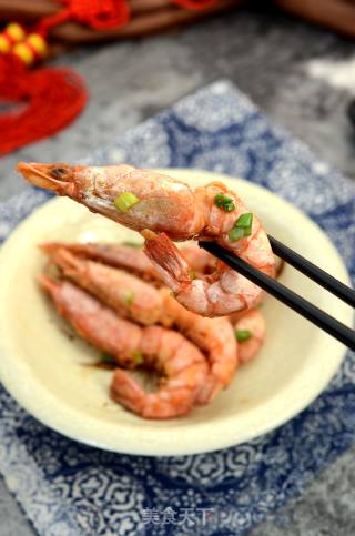 炒野生红虾的做法步骤：6