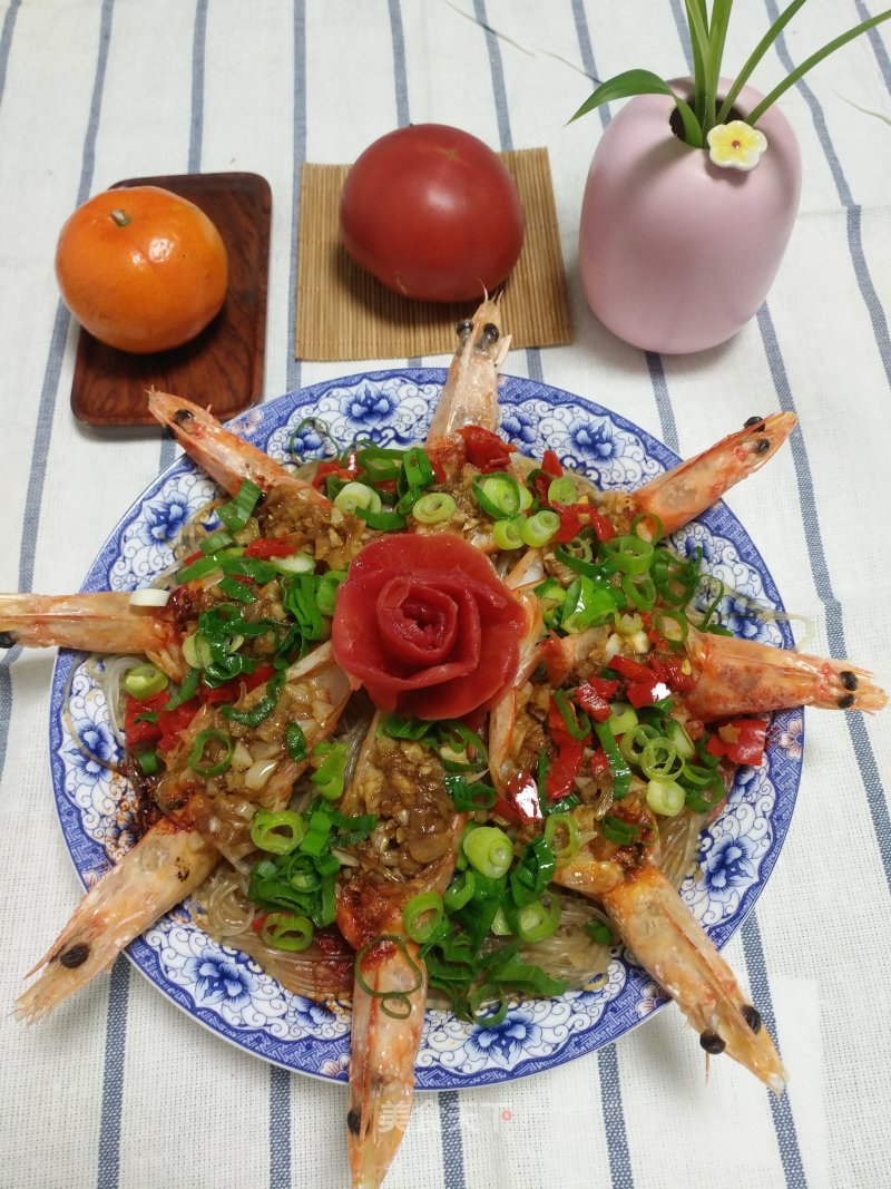 美食―蒜蓉粉丝蒸开背虾的做法