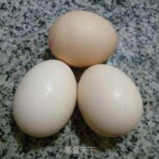 蛏子炒韭菜鸡蛋的做法步骤：2