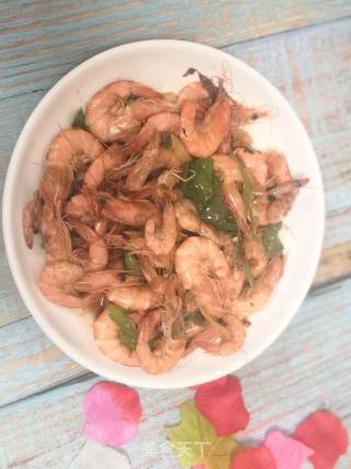 青椒煸炒基围虾的做法步骤：8