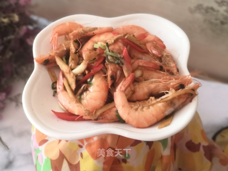 红椒炒鲜虾的做法