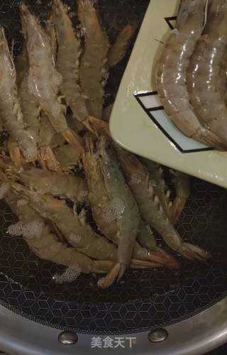 干锅香辣虾的做法步骤：2