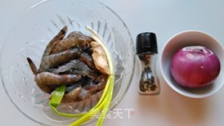 黑胡椒烤虾的做法步骤：1