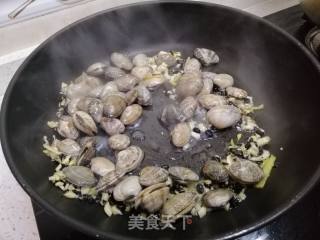 紫苏豉蒜炒蚬的做法步骤：4