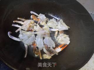 青椒黄瓜炒梭子蟹的做法步骤：5