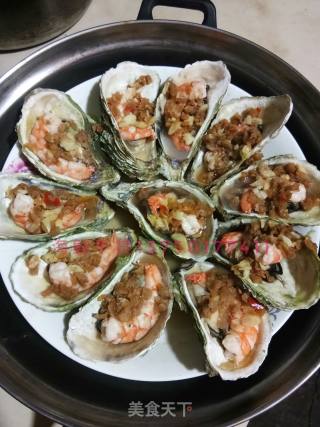 来一个简单版大菜：蚝蒸虾的做法步骤：5