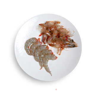 回味假日好时光，一道西班牙大虾就够的做法步骤：2