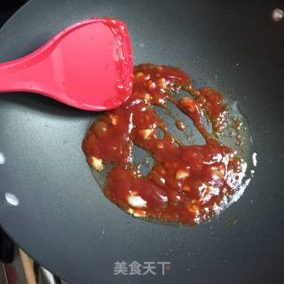 茄酱焖虾的做法步骤：3