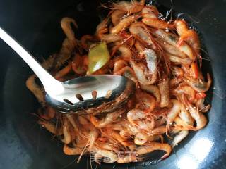 盐水煮江虾的做法步骤：5