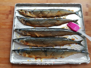 柠香秋刀鱼的做法步骤：5