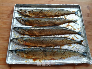 柠香秋刀鱼的做法步骤：6
