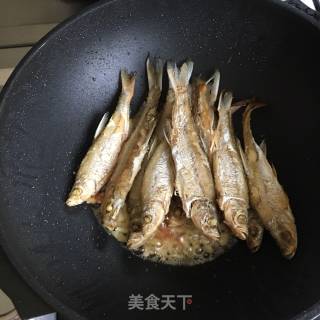 红烧小白鱼的做法步骤：4