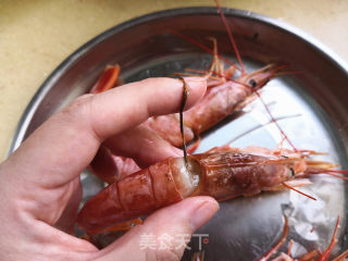 野山蒜煎大虾的做法步骤：2