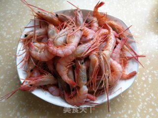 红烧红壳虾的做法步骤：1