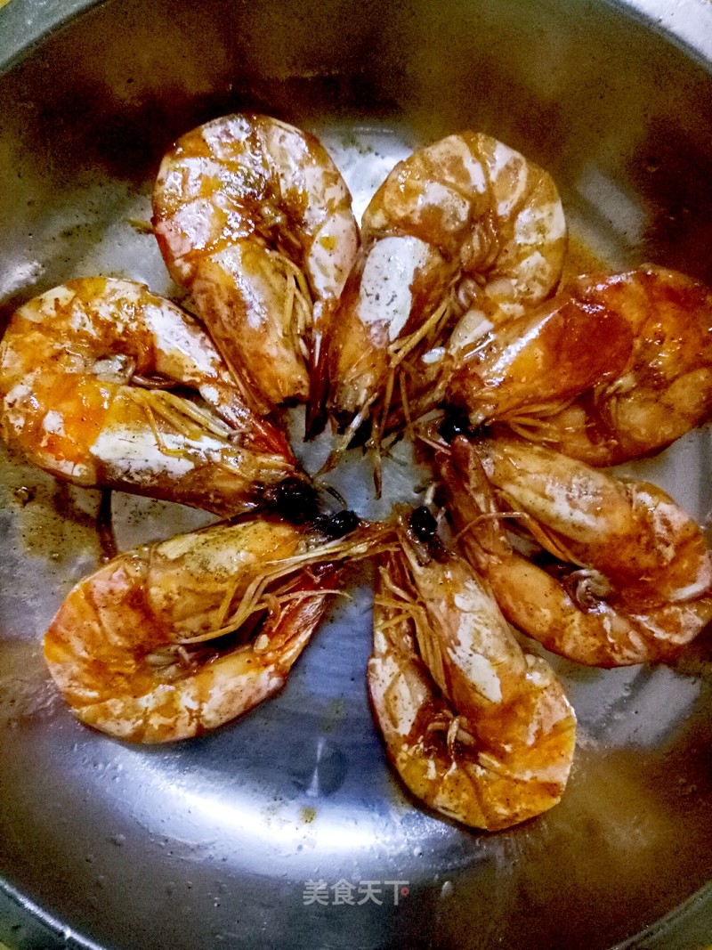 椒盐油焖大虾的做法
