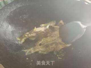 黄颡鱼一锅鲜的做法步骤：2