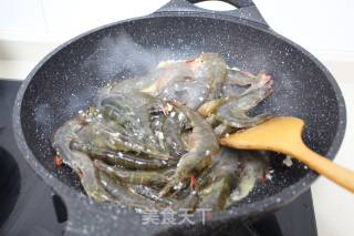 雪花蒜香基围虾的做法步骤：7