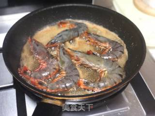 红焖大虾的做法步骤：3