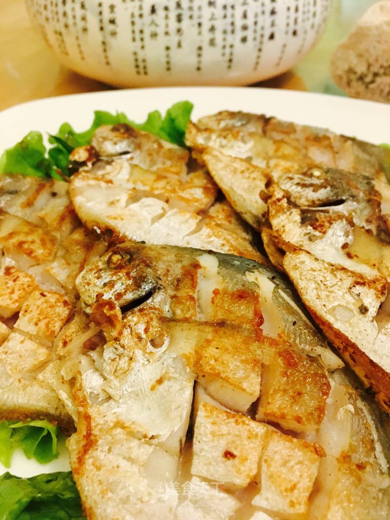 干煎银鲳鱼的做法