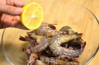 柠檬盐焗虾的做法步骤：4