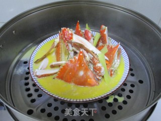 梭子蟹炖蛋的做法步骤：6