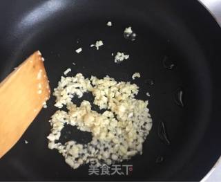 蒜茸粉丝大虾的做法步骤：5