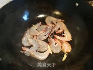 红烧对虾的做法步骤：2