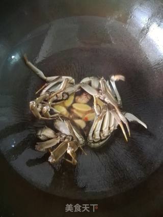 煮大闸蟹的做法步骤：4