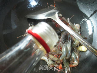 河虾炒花螺的做法步骤：4