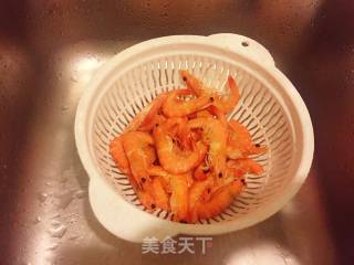 蒜蓉蒸虾的做法步骤：1