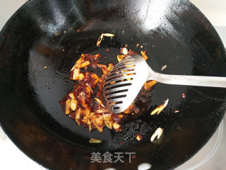香辣干锅土豆虾的做法步骤：9