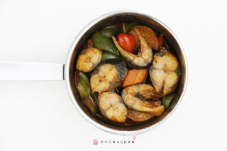 韩式辣酱慢煮青花鱼的做法步骤：5