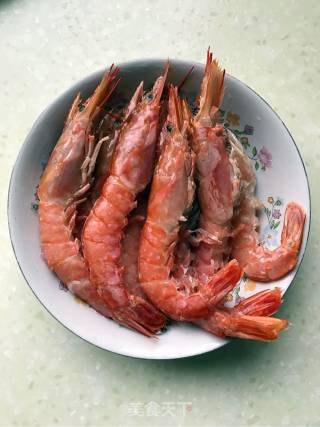 干烧阿根廷红虾的做法步骤：2