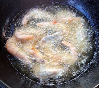 酥炸海虾的做法步骤：4
