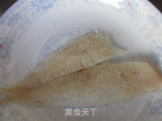 香煎鲽鱼片的做法步骤：3