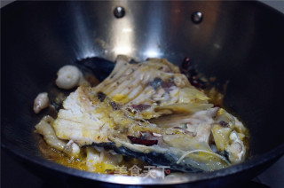 菌菇鱼头汤的做法步骤：4