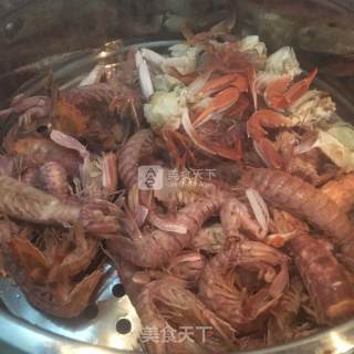 销魂香辣海鲜什锦（螃蟹?虾和濑尿虾）的做法步骤：8