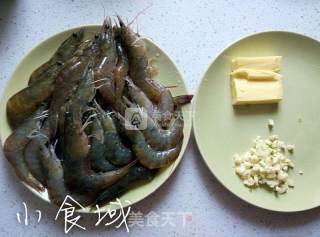 简单大气宴客菜【蒜香黄油虾】的做法步骤：1